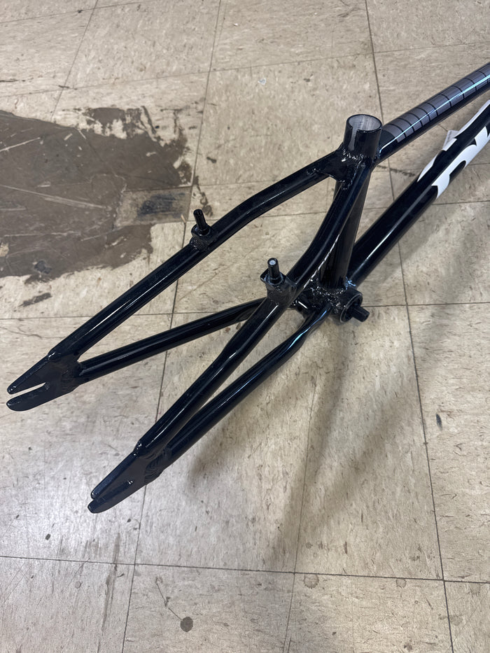 DK Swift expert frame