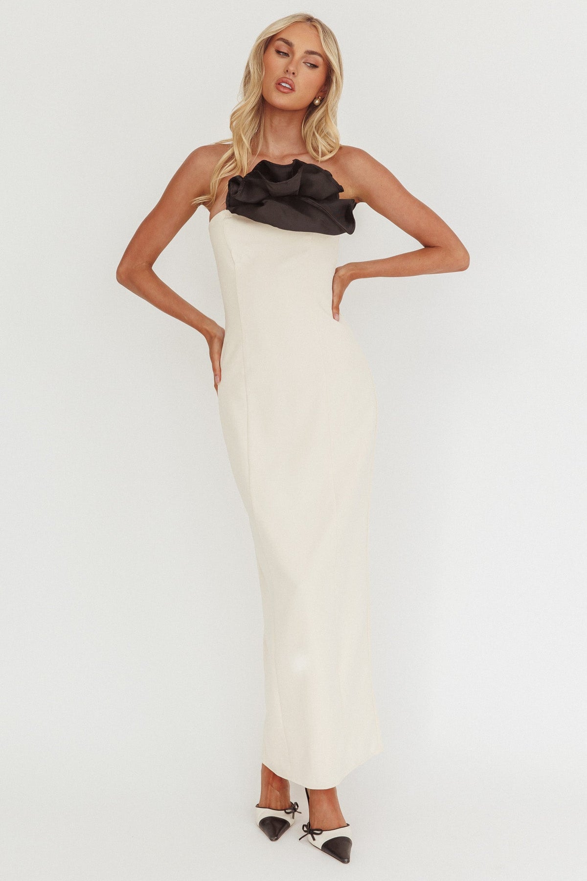 Lonnie Neckline Decoration Maxi Dress Cream