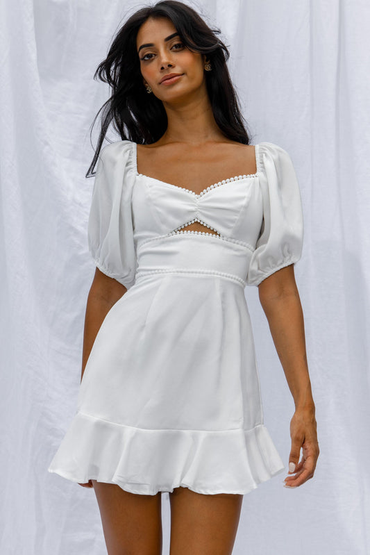 Catch Feelings Sweetheart Neckline Puff Sleeve Dot Trim Dress White