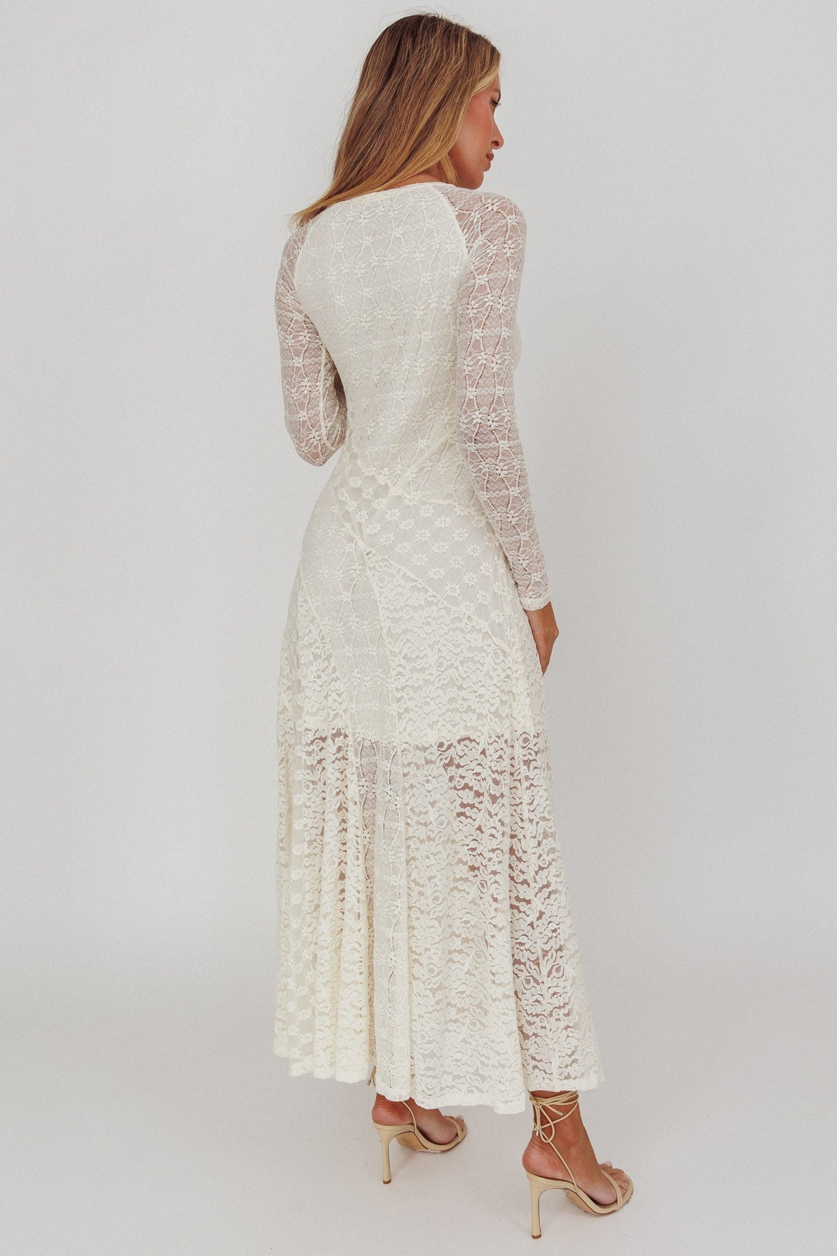 Tarly Long Sleeve Lace Maxi Dress Cream