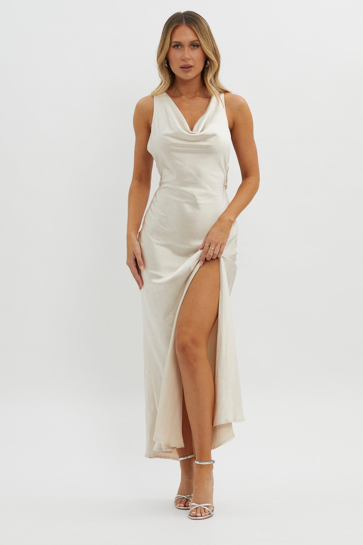 Gwendelynn Floral Back Strap Dress Champagne