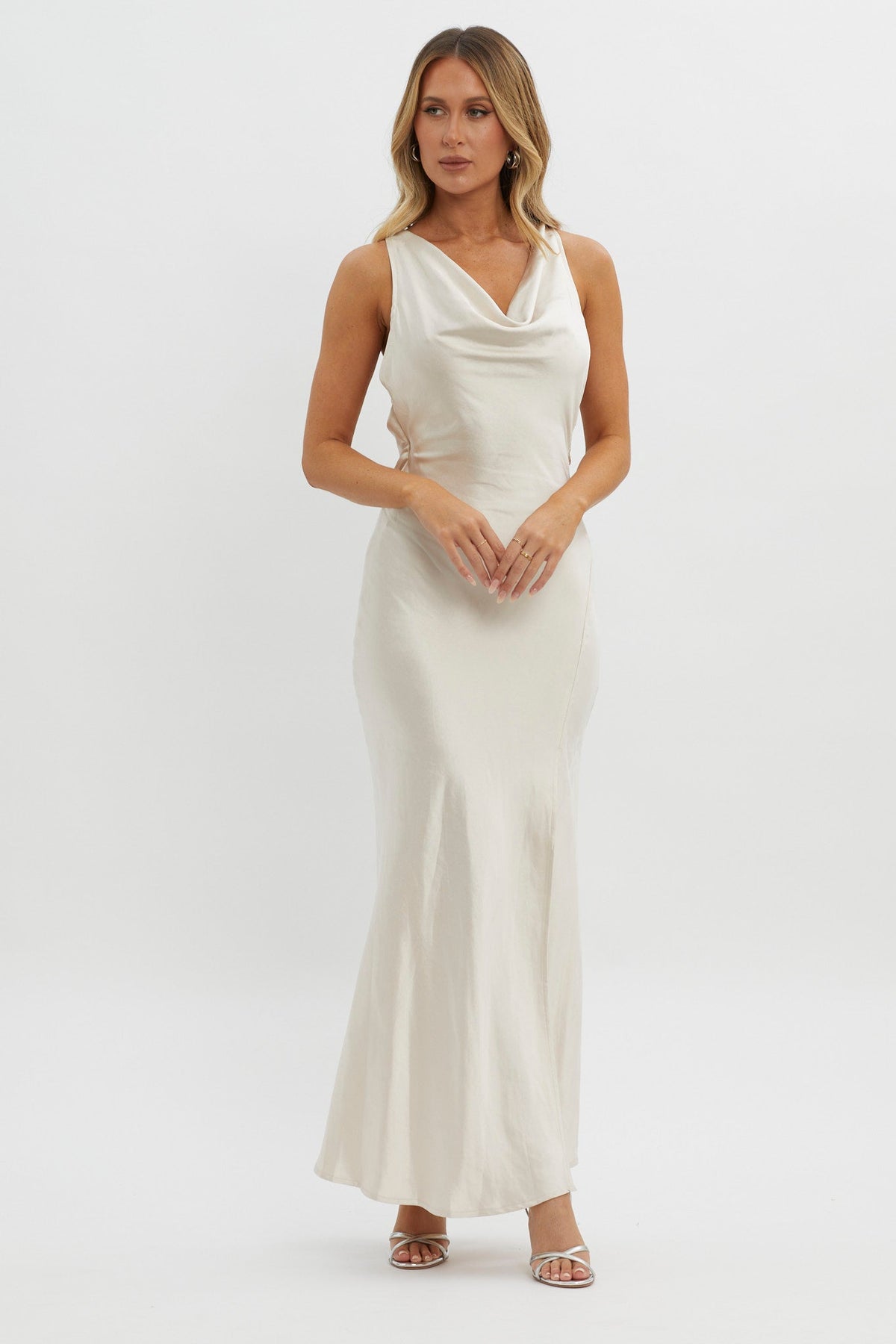 Gwendelynn Floral Back Strap Dress Champagne