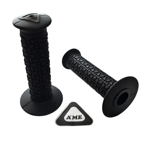 A'me ROUND classic grips BUBBLE-FONT