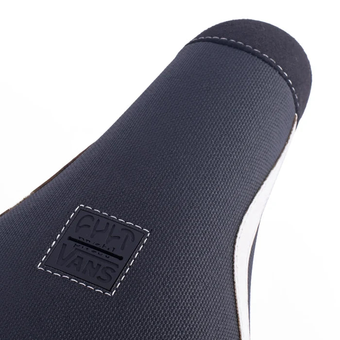 Cult x Vans Old Skool Seat black/Gum