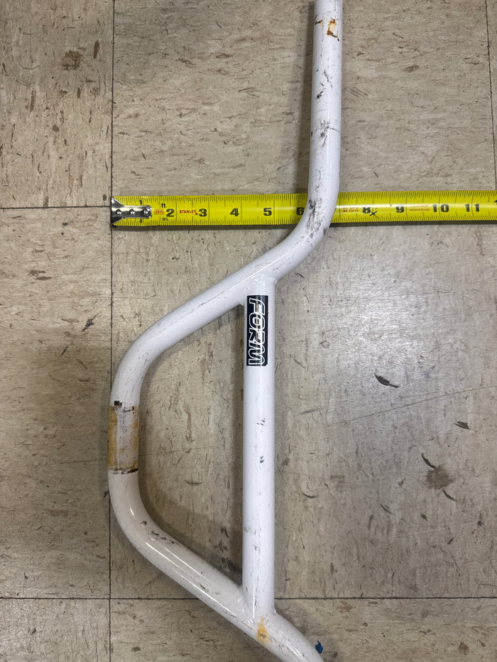 Form cruiser bars white
