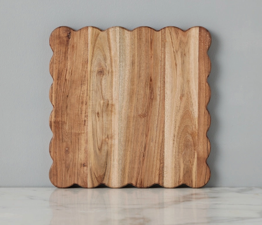 Medium Square Scalloped Cutting Board